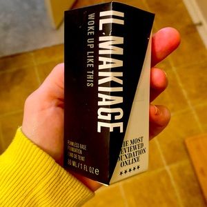 SOLD IL Makiage foundation